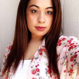 Meet your Posher, Leticia